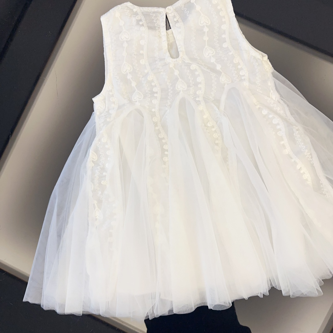 child/Girls' clothing